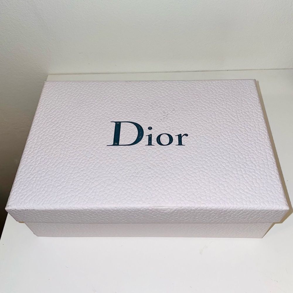 Dior Gift Box   - Picture 4 of 4